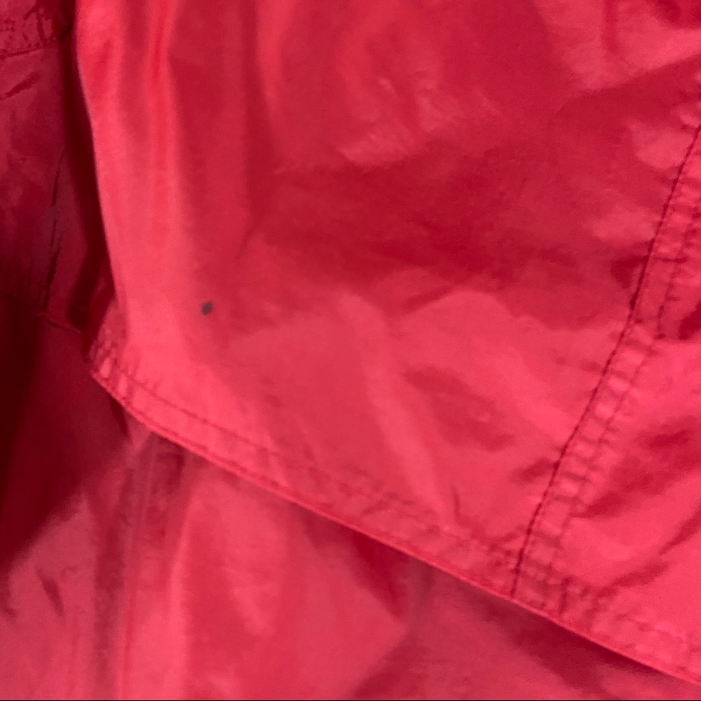 Girls red gap hooded windbreaker size L/XL - Picture 4 of 10